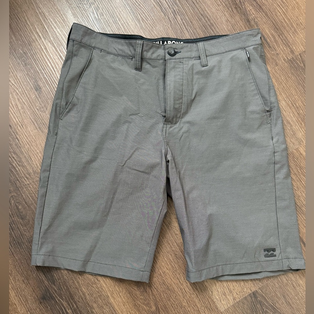 Men’s Billabong submersibles crossfire shorts gray size 33